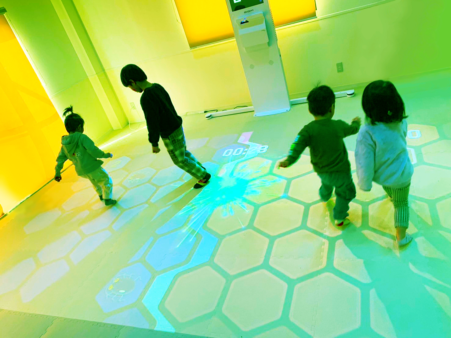 DIDIMで遊ぶ様子